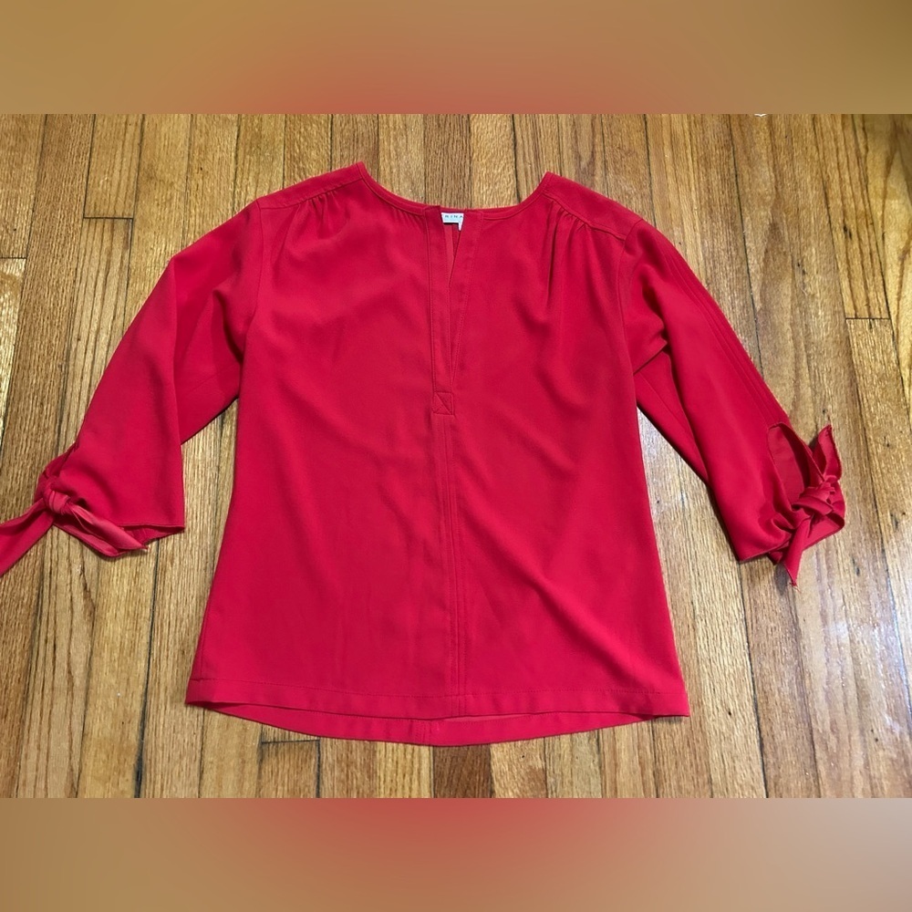 TRINA TURK Lipstick Red TieSleeve V Neck Career Party Casual Blouse Size Small